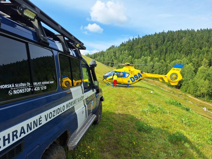 Cyklisté měli vážné nehody v Jizerských horách