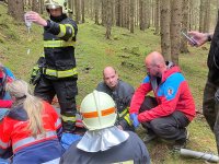 Záchrana ženy se zlomenou holenní kostí