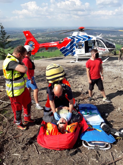 Pád paraglidisty na Javorovém vrchu v Beskydech