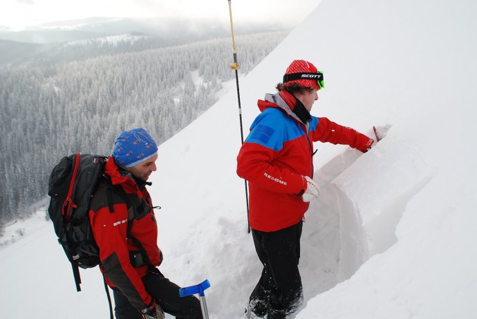 V Jeseníkách se utrhla lavina