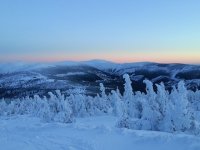 Desatero na sjezdovky. Proč existuje a na co si dát na horách pozor