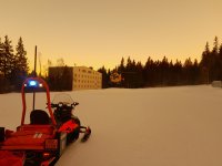 Záchrana malého lyžaře