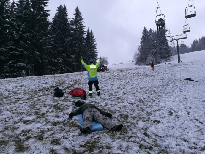 Letečtí záchranáři z celé ČR cvičili v Beskydech