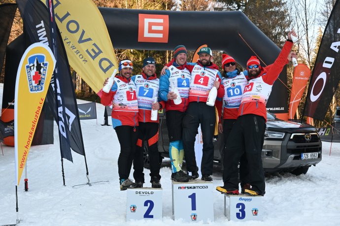Mezinárodní soutěž Horské služby proběhla v minulém týdnu v Krkonoších