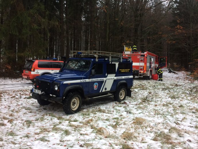 Záchrana horolezkyně z náročného terénu