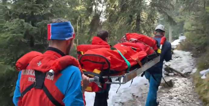 Horská služba a letečtí záchranáři zasahovali v údolí Bílé Opavy