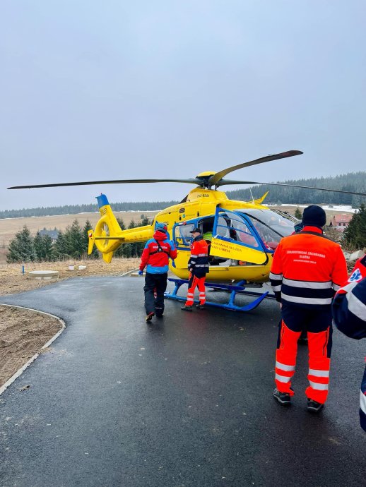 Pád z lanovky muže ve středním věku na Klínovci