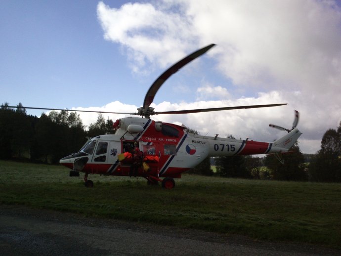 Armáda cvičila s leteckými záchranáři HS