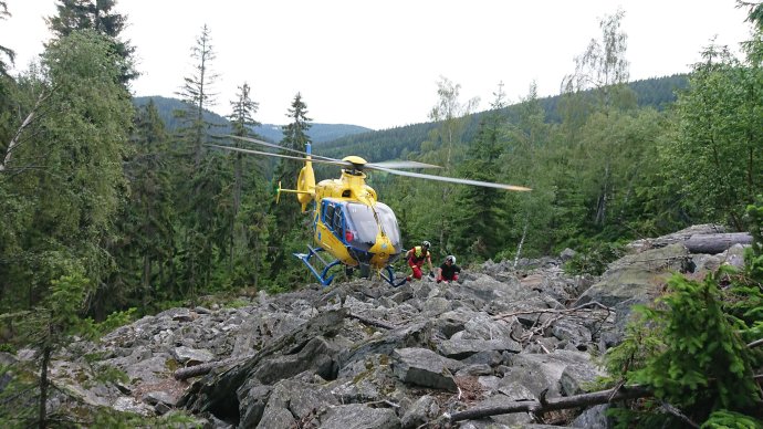 Pád horolezce na Hnědých skalách