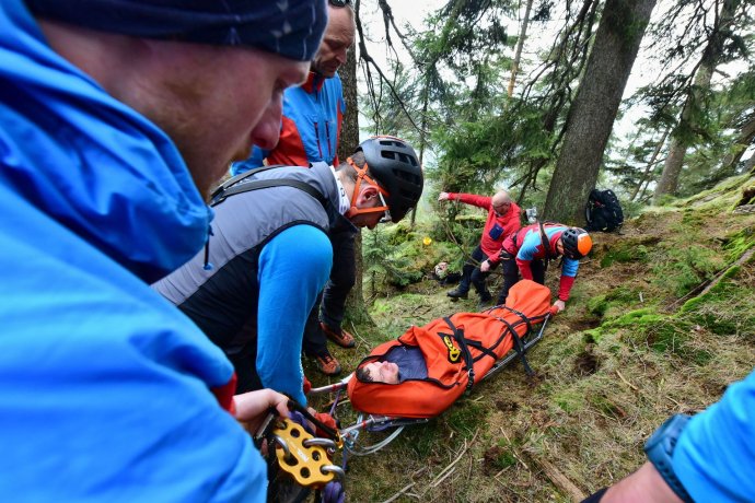 Polovina letní sezóny je za horskými záchranáři