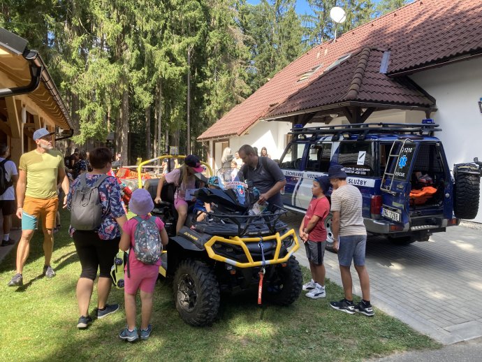 Horská služba na akci "Den s integrovaným záchranným systémem"