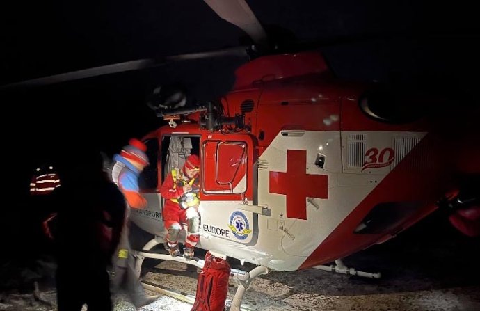 Horská služba Beskydy a LZS Ostrava společně k malému pacientovi.