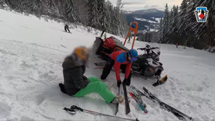 Zásah u poranění kolene na Špičáku